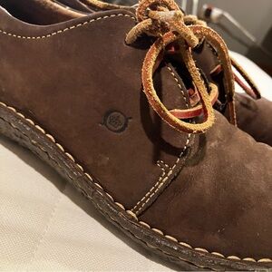 Born brown nubuck leather shoes/ Women’s size 8 , EU39
